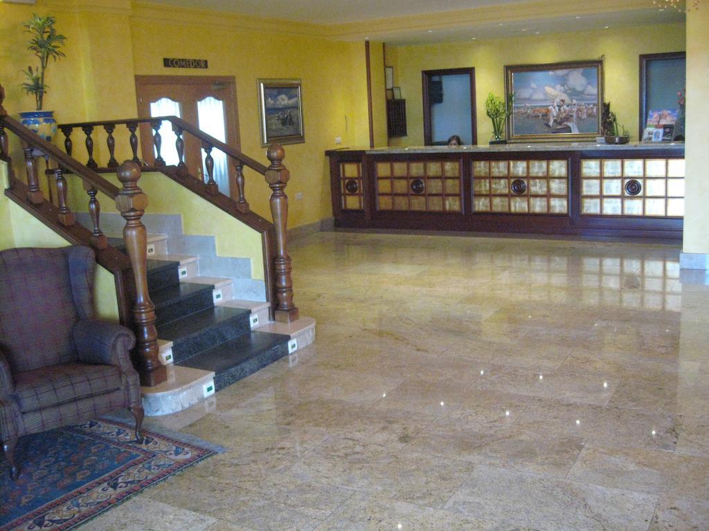Hotel Restaurante San Roque Medina del Campo Zewnętrze zdjęcie